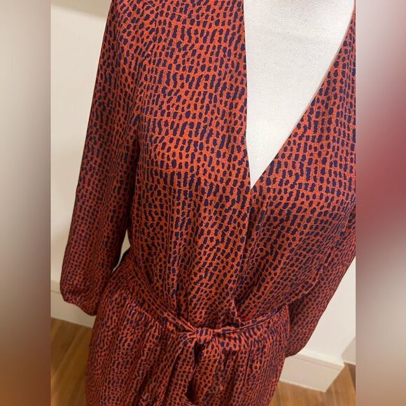 DR2 by Daniel Rain dress size medium - Picture 3 of 9